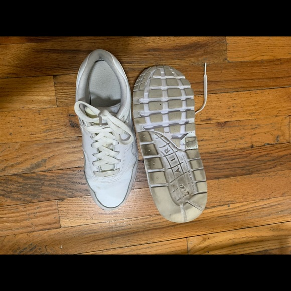 Nike Air Max Sneakers - Picture 5 of 5